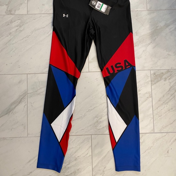 (CLOSET CLOSING FINAL SALE) Under Armor USA Sports Bra and Leggings Set - Picture 3 of 15